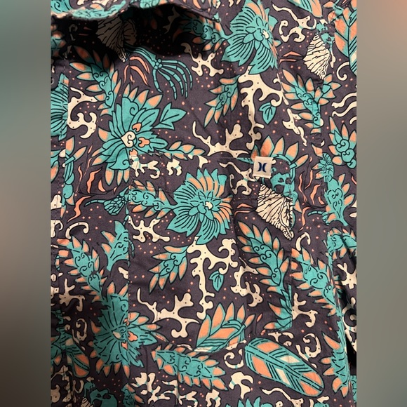 Hurley Button Down Shirt - Picture 2 of 7